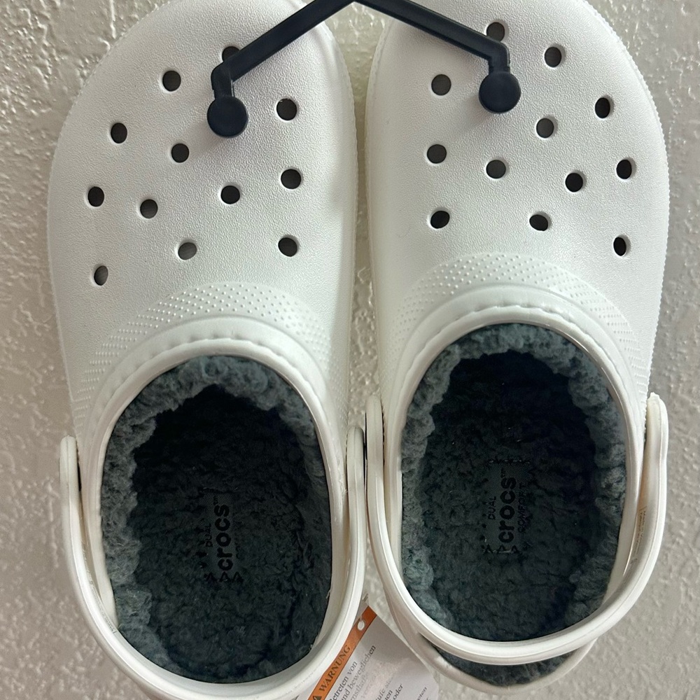 Crocs White Fuzzy Lined Clogs
